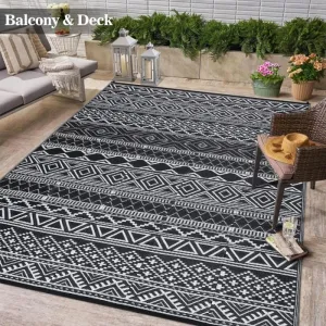 Outdoor Black & White 10x14 Geometric Rug, Waterproof Reversible Plastic Straw Carpet for Patio, Backyard, Deck, RV Camping