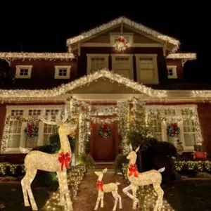 3-Piece Lighted Reindeer Christmas Decoration Family Set Cute Deer Lighting Indoor Outdoor Yard Christmas Decorations Elk 3 Piece Set Acrylic (Battery)